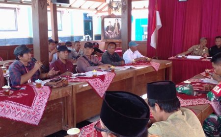 Forum Sidomulyo Bersatu Pertanyakan Proses Pengisian Perangkat Desa