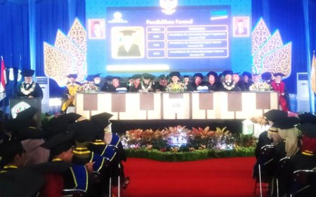 Ibarat Pecah Telur, Unwidha Kukuhkan Dua Guru Besar