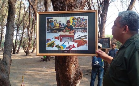    Pameran di Pohon Cemara, Lomba Fotografi Untuk Promosi Wisata