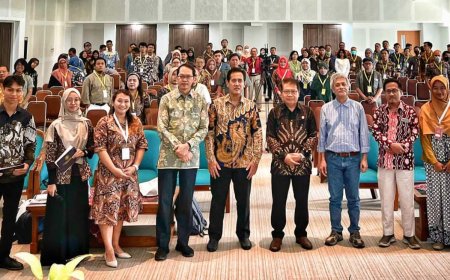 Sekolah Vokasi UGM Menggelar Seminar Nasional Teknologi Terapan 2023