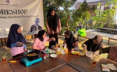 Pelatihan Membuat Pisang Nugget, Cara Unik Relawan Srikandi Ganjar Berdayakan Milenial di Yogyakarta