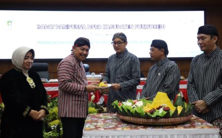 Jadi Caleg DPR RI, Bupati Purworejo Agus Bastian Pamit Mundur
