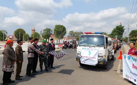Organisasi Profesi Kesehatan Salurkan Air Bersih 110 Tangki