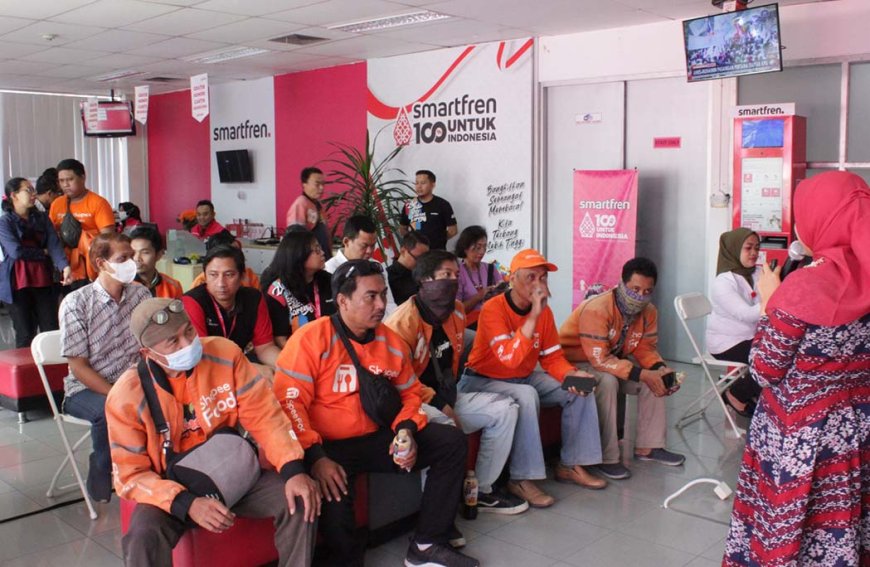 Smartfren Yogyakarta Berikan Cek Kesehatan Gratis untuk Warga dan Mitra Pengemudi ShopeeFood