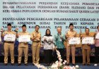 Bupati Serahkan Penghargaan Pelaksanaan Gerakan Indonesia Sadar Adminduk