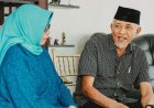 Jenguk Sahabat, Sri Purnomo Doakan Mantan Bupati Gunungkidul Bisa Wira Wiri Lagi