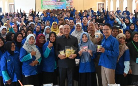 Kelompok Wanita Tani Berperan Mempertahankan Kesejahteraan Keluarga 