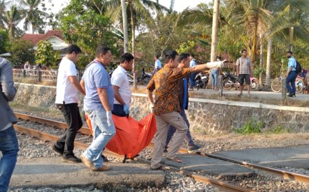 Pria Paruh Baya Terseret KA Taksaka di Brondongrejo