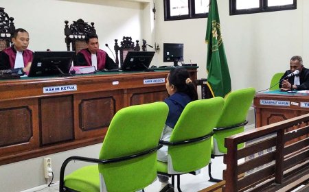 Terdakwa DR Masuk Angin, Sidang Penipuan Pensiunan Ditunda