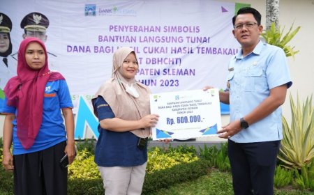 <strong>BLT Dana</strong> Bagi Hasil Cukai Hasil Tembakau Diserahkan