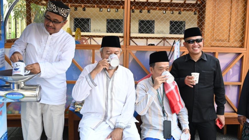 Kini Ada Kran Air Siap Minum di Masjid Agung dan Pasar Tumenggungan