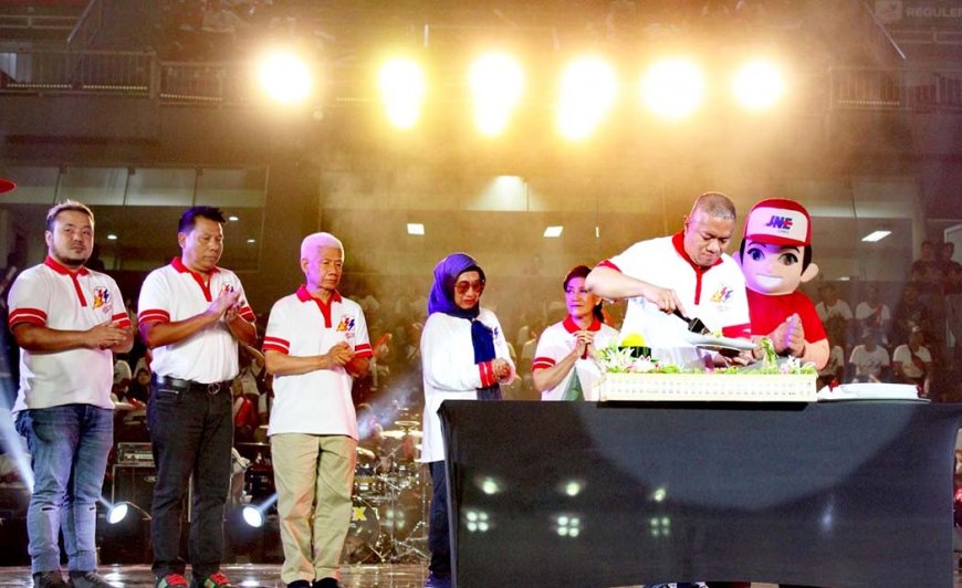 JNE 33 Tahun, Meriah Dengan Shopping Bareng Anak Yatim Hingga Kirim Bantuan ke Palestina