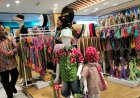 Sambut Libur Natal dan Tahun Baru, Amplaz Membuka Pusat Oleh-oleh