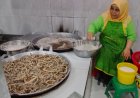 Keripik Belut Khas Sleman Jadi Buruan Wisatawan untuk Oleh-oleh