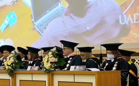UAD Kembali Mengukuhkan Tiga Guru Besar