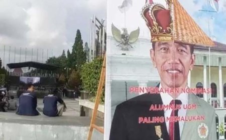 Kecewa, BEM UGM Pasang Baliho Kritik Jokowi