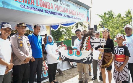 Lestarikan Budaya Dengan Lomba Pacuan Kuda Kepang