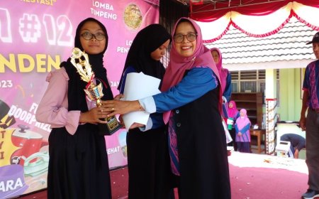 Lustrum ke-12, SMP Negeri 1 Sanden Bantul Memiliki Batik Khas