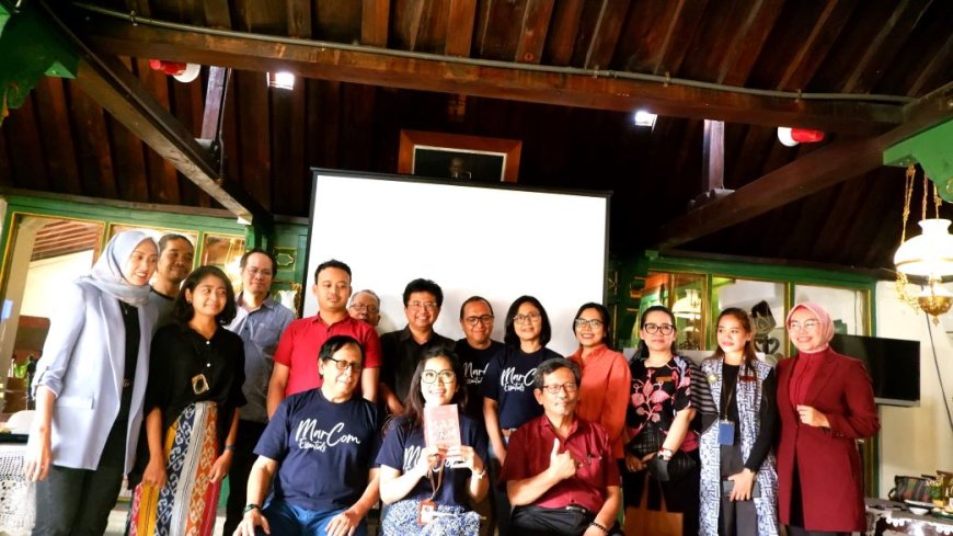Buku Marcom Essential Diluncurkan, Kontribusi untuk Penyintas Gagal Ginjal