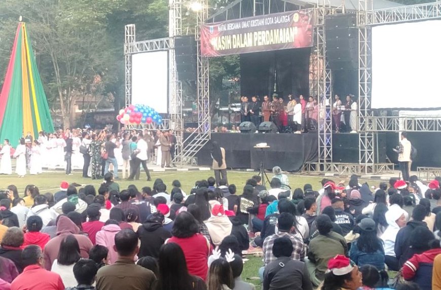 Belasan Ribu Umat Kristiani Hadiri Perayaan Natal BKGS di Lapangan Pancasila Salatiga