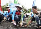 Dukung Pelestarian Ekosistem Pantai, Pertamina Menanam Ratusan Pandan Laut di Depok