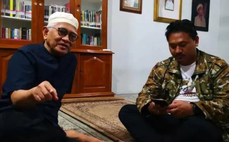 Undang Gus Mus, FWPJT Gelar Silaturahmi Kebudayaan di Semarang