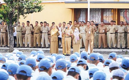 Gegara Medsos, Bupati Kumpulkan Ribuan Siswa