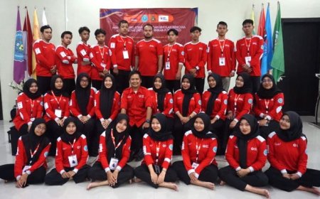Mahasiswa Baru STIKES Pemkab Purworejo Praktik Menangani Bencana