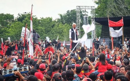 Kampanye Ganjar-Mahfud di Kulonprogo, Butet Menyindir, Yenny Wahid Soroti Peran Negara