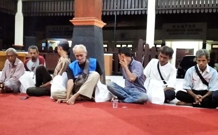 Bupati Kebumen : Media Tetap Ada Sesuai Zamannya