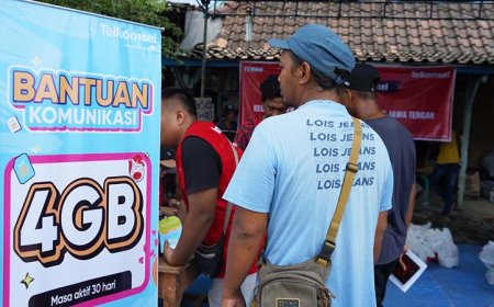 Selain Sembako, Telkomsel Bagikan Paket Data untuk Warga Terdampak Banjir Grobogan