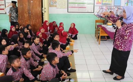 Bupati Berikan Wawasan Kebangsaan Bagi Siswa SD
