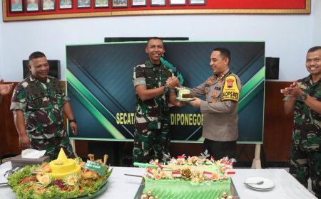 HUT ke-70 Secata Gombong, Kapolres dan Dandim Beri Ucapan Selamat