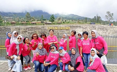 Tidak Harus Formal, Arisan Pun Bisa Sambil Piknik