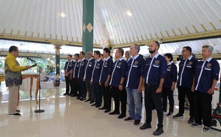Peringatan HPN 2024, PWI DIY Lantik Pengurus PWI Kabupaten Sleman