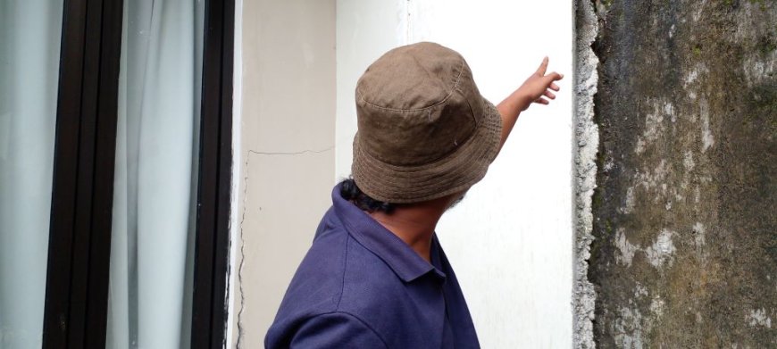 Warga Perumahan Mengeluhkan Kualitas Bangunan