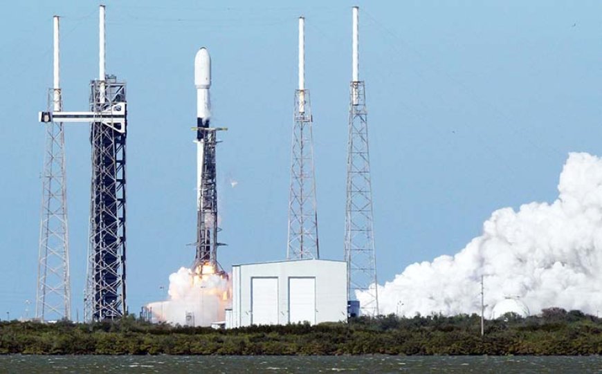 Satelit Merah Putih 2 Sukses Mengangkasa dari Cape Canaveral Florida