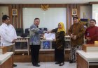 Pemkab Sleman Menerima Penghargaan Pelayanan Publik