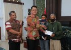 Pemkab Sleman Menyalurkan Bantuan Kebencanaan