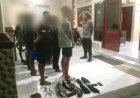 Patroli Polisi Bubarkan Aksi Sekelompok Remaja Perang Sarung