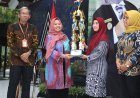 Pemenang Lomba Tanam Timun Baby Menerima Hadiah Uang, Trofi dan Sertifikat