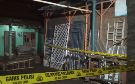 Diduga Mercon Meledak, Empat Orang Terluka, Rumah Ketua RT Rusak