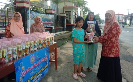 DWP SMPN 3 Purbalingga Membagikan 120 Paket Sembako