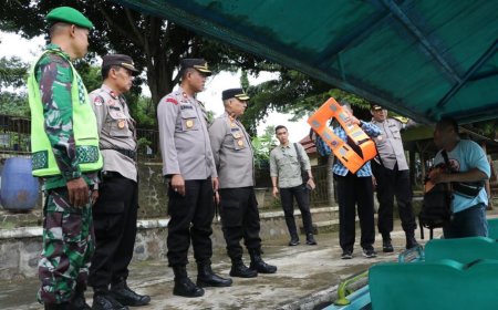 Pengelola Perahu Wisata Wajib Menyiapkan Alat Keselamatan