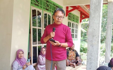 Pembicara Syawalan Trah Marto Ikromo Seorang Pendeta