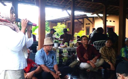 Warga Gelar Aksi Minta Untoro Hariadi Maju Pemilihan Bupati Bantul