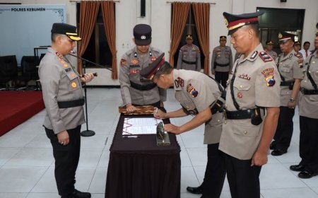 Tiga Perwira Polres Kebumen Memperoleh Promosi Jabatan
