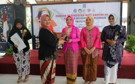 Bupati Sleman Mengajak Perempuan Mengembangkan Potensinya
