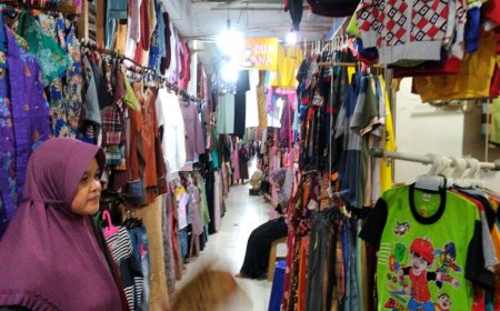 Pedagang Pasar Tradisional Harus Menguasai Penjualan Online