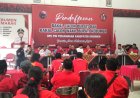 Disertai Lima Pimpinan Parpol Arif dan Rista Mendaftar ke DPC PDI Perjuangan